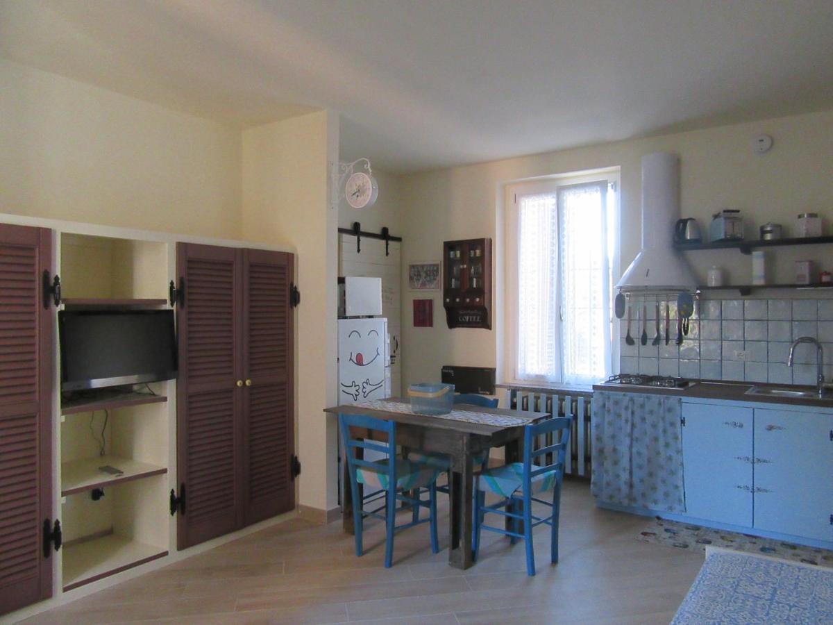 Un Letto Nel Cortile Apartment Bereguardo Luaran gambar