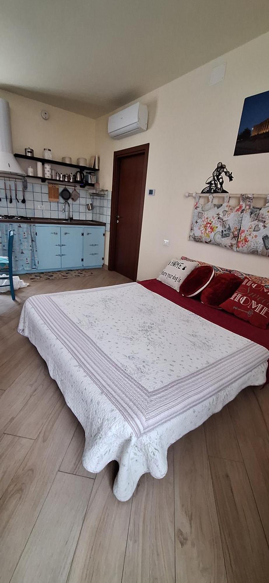 Un Letto Nel Cortile Apartment Bereguardo Luaran gambar